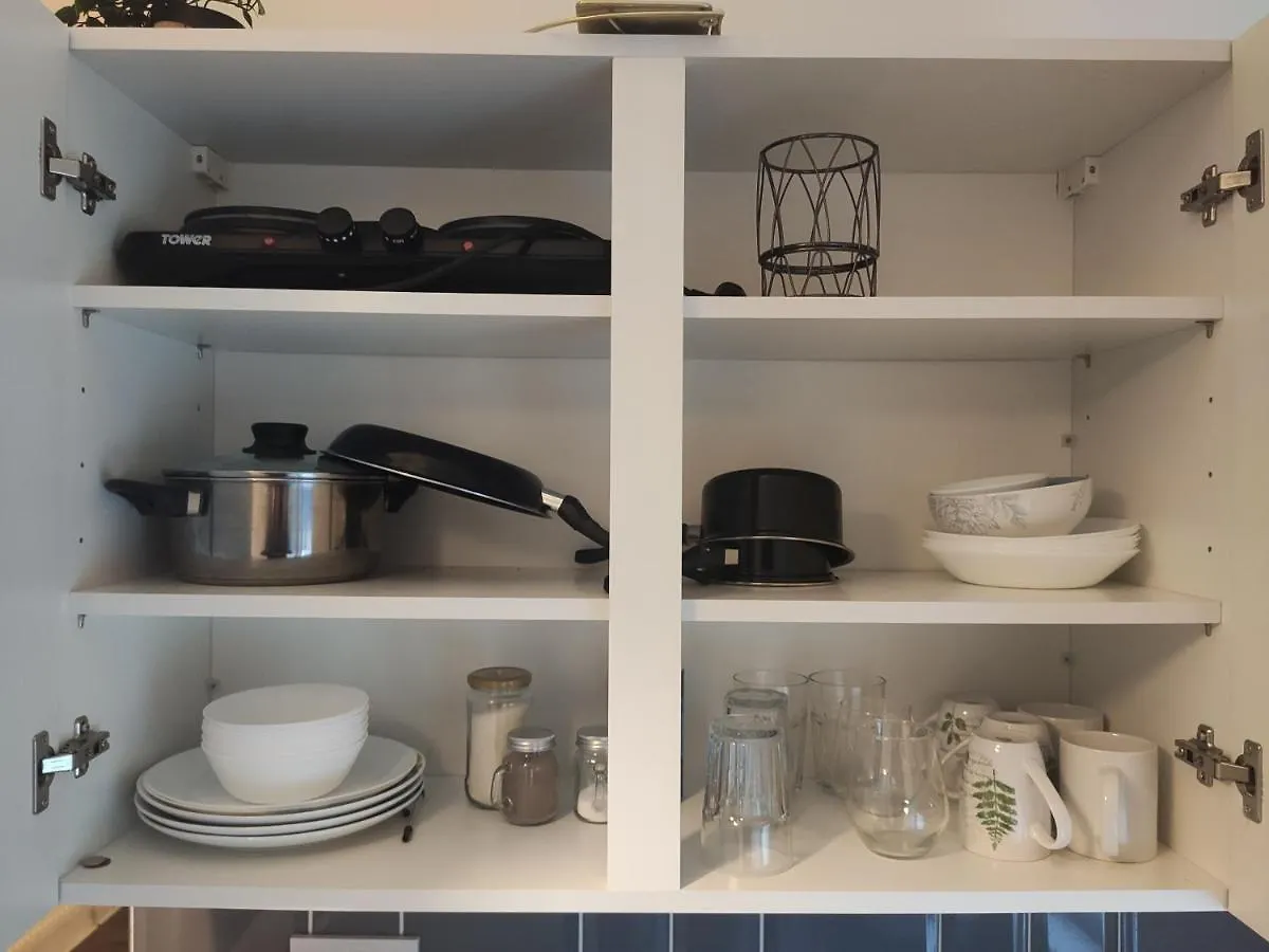 Convenient 1 Bedroom Apartment In The Inner-City Cardiff United Kingdom
