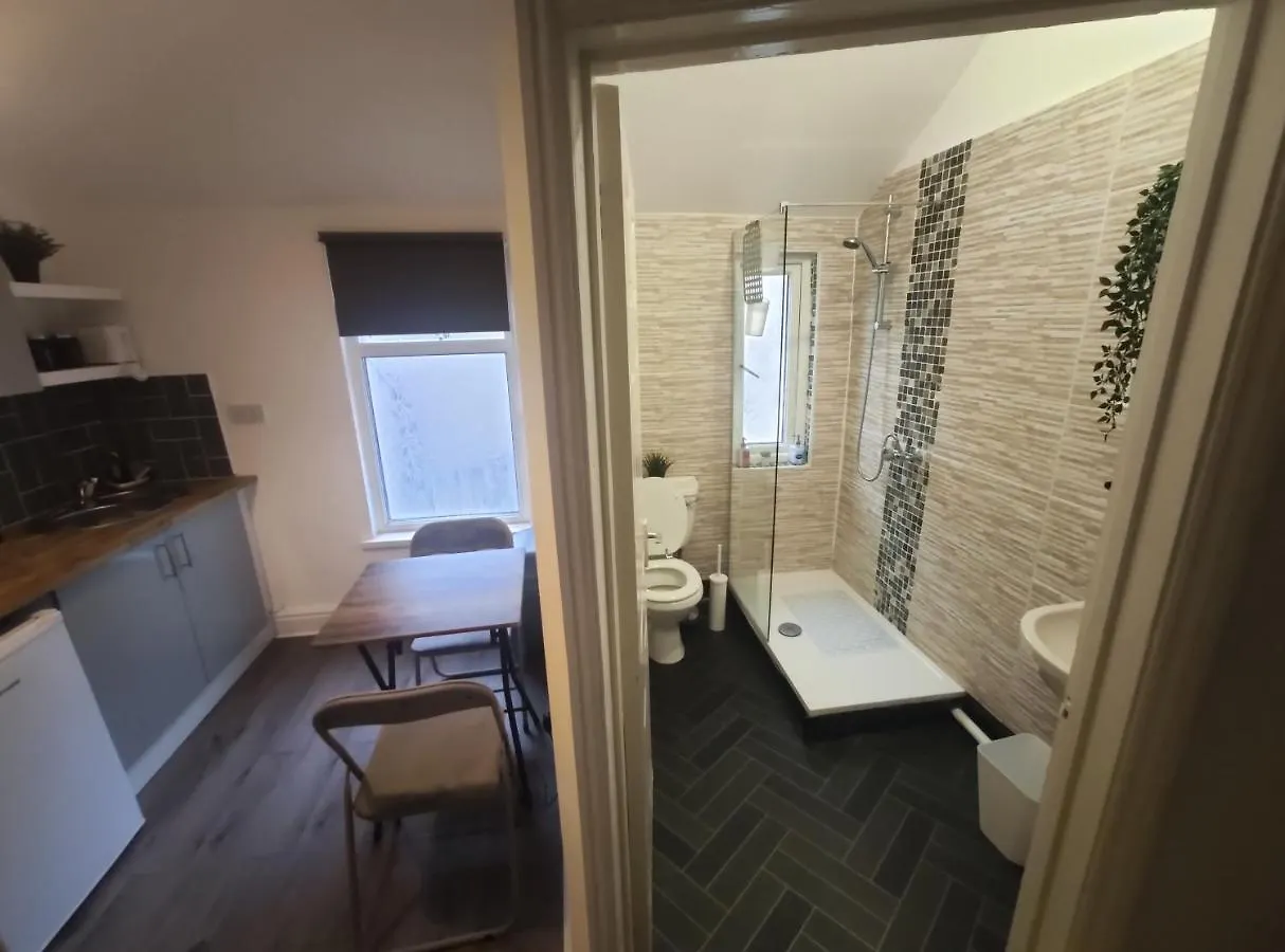 Convenient 1 Bedroom Apartment In The Inner-City Cardiff